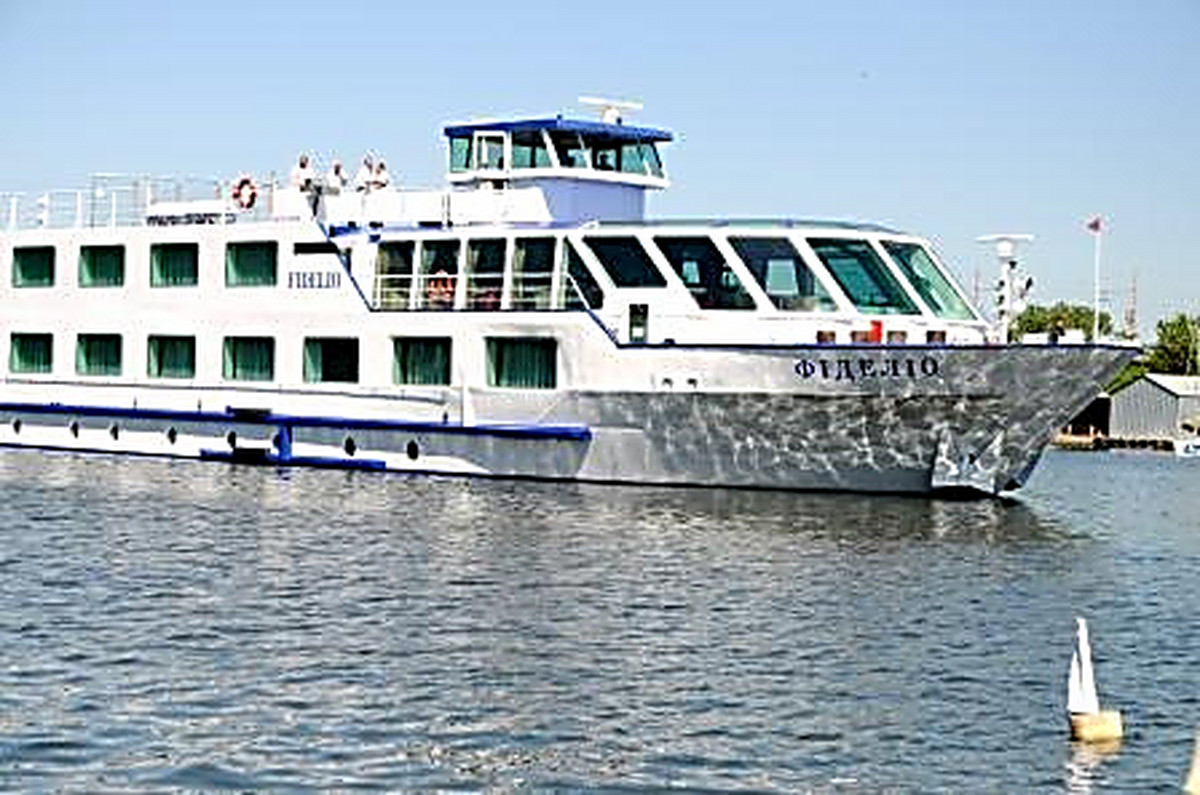 Witz - the mayor of Vasyuki looks for a pontoon that next year the liner with tourists from Europe continued to visit Nikolaev