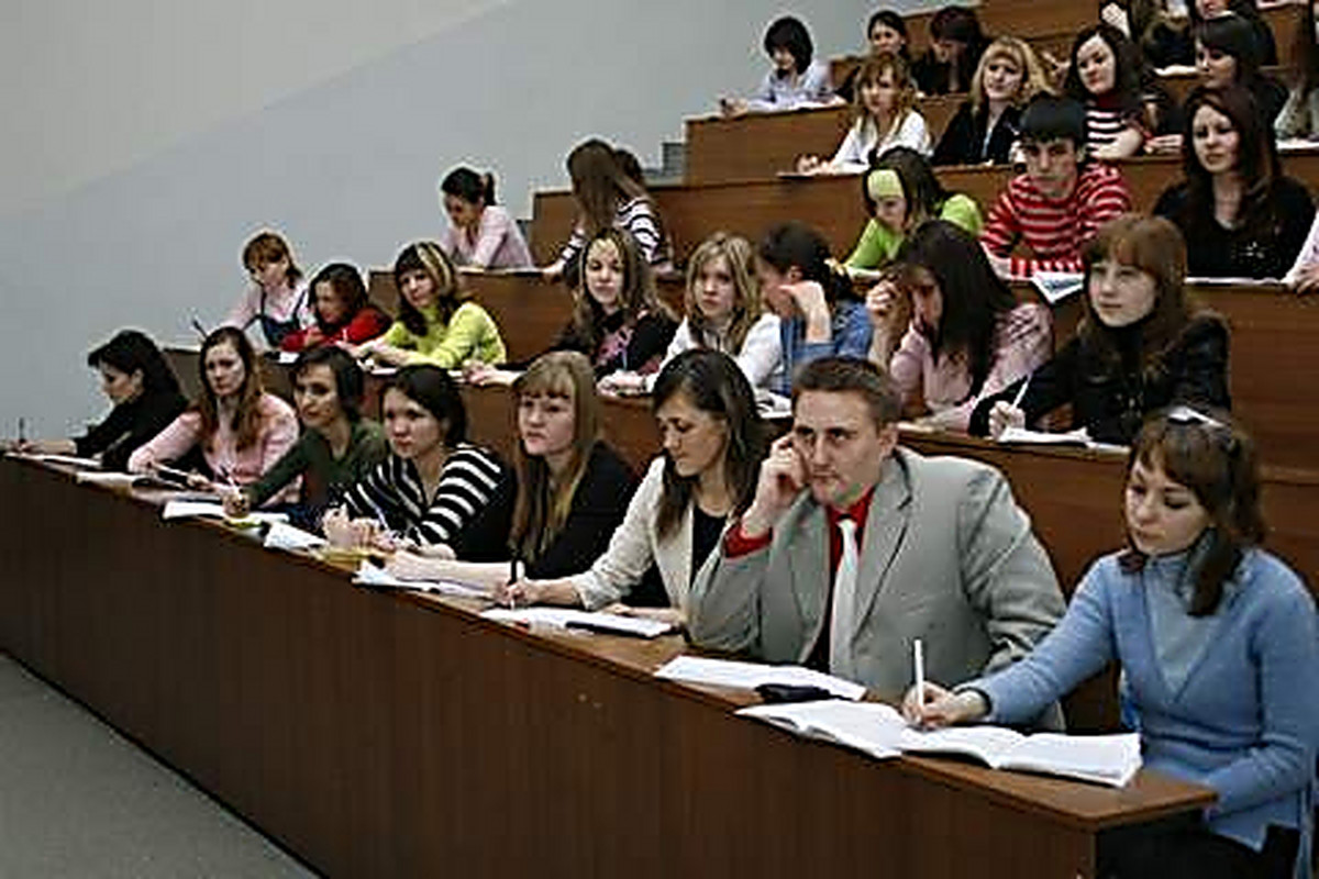 Почему нет бюджетных мест на экономическом факультете Почему нет бюджетных мест на экономическом факультете