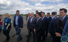 Президент Зеленский в Черкассах представил новых глав ОГА и местной СБУ, проинспектировал ремонт аэропорта и трассы - Copyright https://news.pn