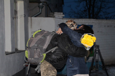 В Николаев из зоны АТО вернулись бойцы 79-й бригады, среди которых - защитники аэропорта Донецка - Copyright https://news.pn