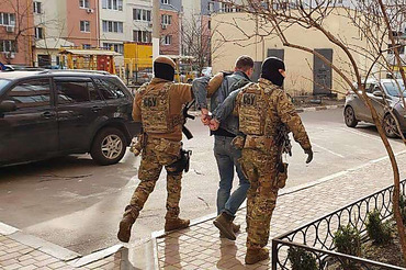 В Киеве будут судить аферистов, которые выдавали себя за представителей корпорации «Tesla» и выманили 12 миллионов - Copyright https://news.pn