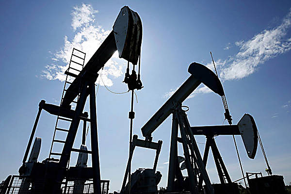 Материалы по теме Цена на нефть на Нью Йоркских биржах возобновила резкое падение Иран направил первую партию нефти в Европу- СМИ
