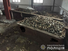 На складе в Никополе полиция нашла 15 тонн детонаторов к снарядам - Copyright https://news.pn