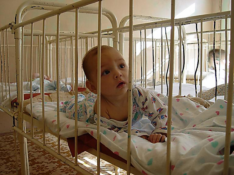 можно Бросила ребенка в роддоме включал