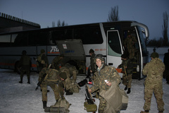 В Николаев из зоны АТО вернулись бойцы 79-й бригады, среди которых - защитники аэропорта Донецка - Copyright https://news.pn