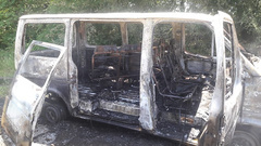 В Новоодесском районе днем 15 июня во время движения загорелся автомобиль «Ford Tranzit».