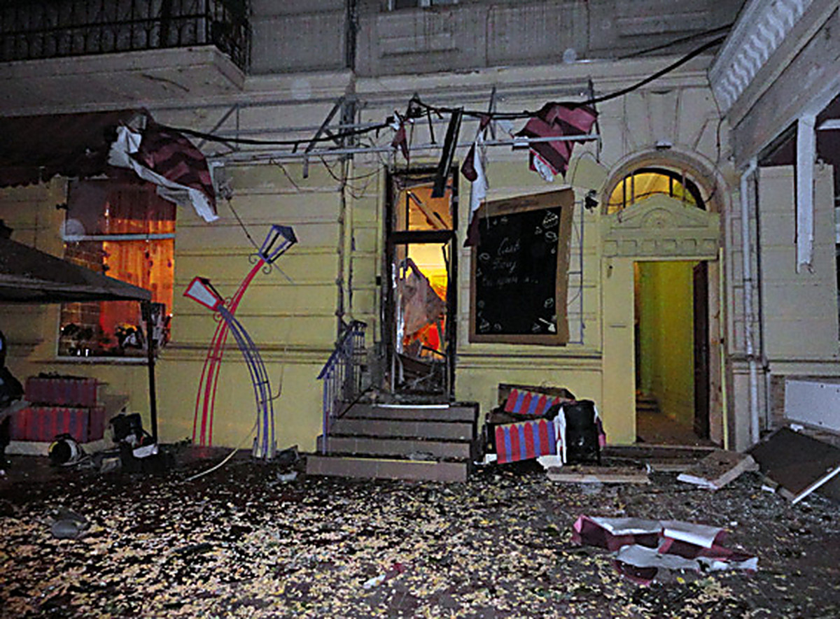 In Odessa at night the entrance to At Angelov restaurant had an explosion the militia