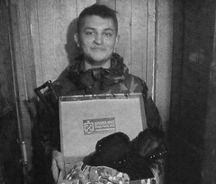 В больнице 15 апреля умер 20-летний парамедик-доброволец из Мариуполя Николай Волков. На фронте он получил ранение в голову, его не удалось спасти.