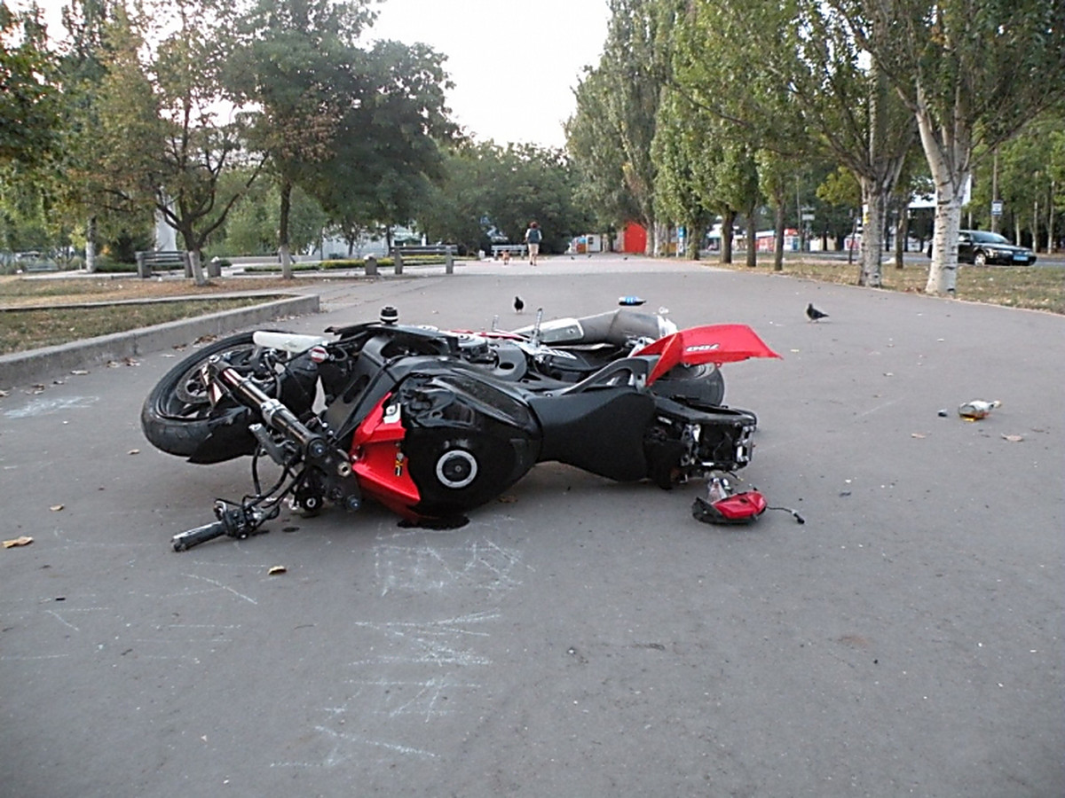Дтп с мотоциклом погибла девушка Дтп с мотоциклом погибла девушка