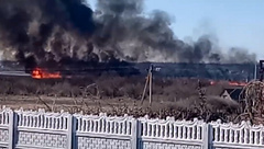 В селе Гурьевка Новоодесского района Николаевской области в понедельник, 18 февраля, горит камыш.