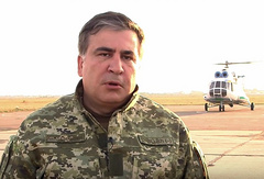Губернатор Одесской области Михаил Саакашвили записал видео с ответом на критику премьер-министра Украины Арсения Яценюка.