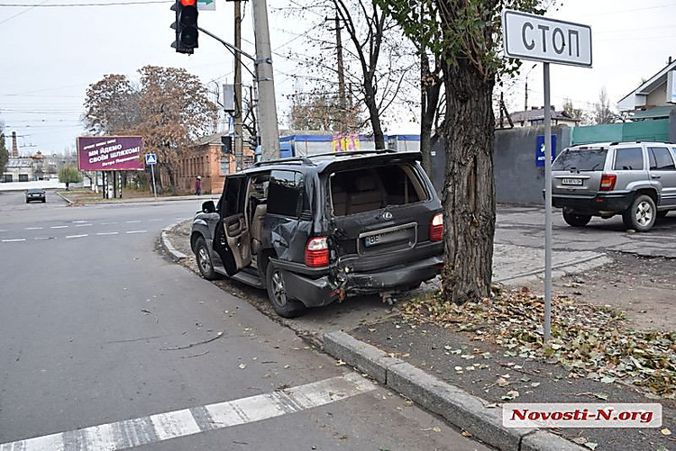 Сдавать назад на машине