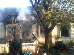 Во вторник, 28 августа рано утром в селе Надеждовка Братского района из-за короткого замыкания электропроводки горел жилой дом.