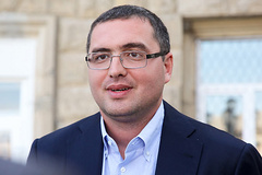 В Молдове лидер пророссийской «Нашей партии», мэр города Бельцы Ренато Усатый призывает оппозиционные партии бойкотировать всенародные выборы президента, которые могут состояться осенью этого года.