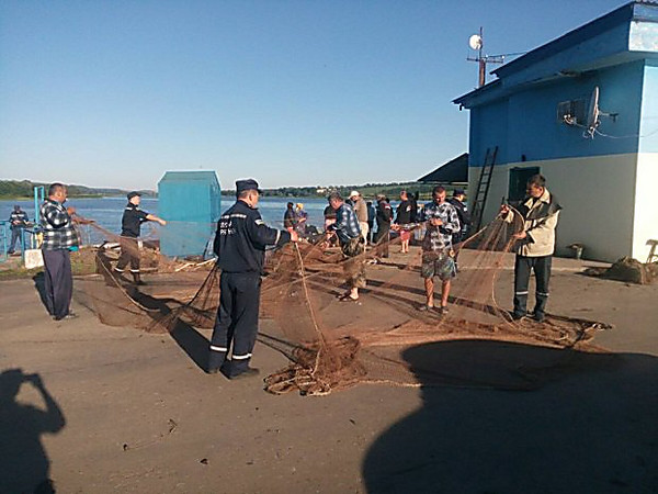 Прогулка на моторной лодке