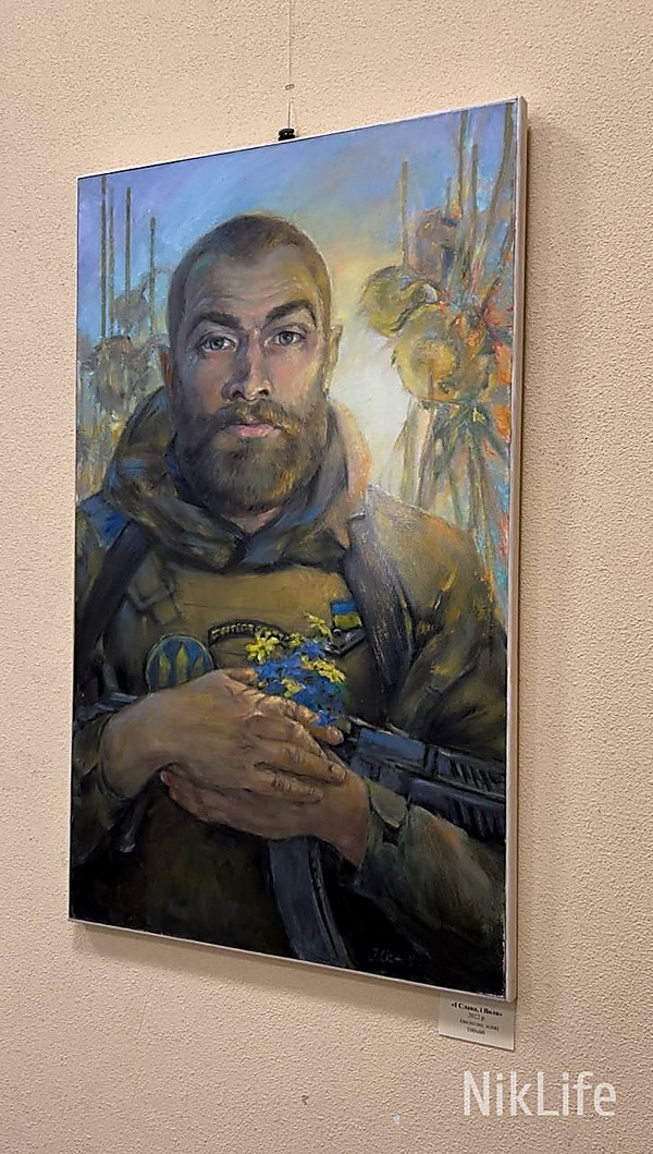 Иконы на рыбе, разрисованные гильзы и портрет «Волыны»: В Николаеве ...