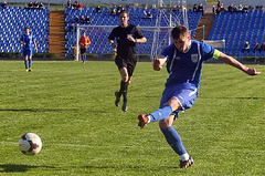 МФК «Николаев» в домашнем матче сумел вырвать ничью, играя в меньшинстве с «Сумами» и прервать свою серию неудач.