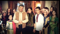 Президент Украины Петр Порошенко с семьей в видеообращении поздравил украинцев с Рождеством.