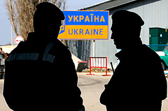 По состоянию на 1 марта при проверке документов в пунктах пропуска на въезд в Украину сотрудники Госпогранслужбы выявили семь человек, которые направлялись в Украину по внутренним паспортам граждан России.