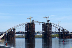 Анализ неудачного проекта Подольско-Воскресенского моста (известного киевлянам как «мост на Троещину») был использован в рамках создания практического пособия с рекомендациями для планирования и строительства крупных мостов на немецких автомобильных трассах.