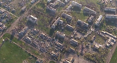 Сооружения Донецкого аэропорта, в котором происходили ожесточенные бои этой зимой, практически полностью разрушены.