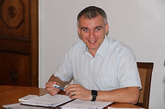 Городской голова Николаева Александр Сенкевич вынесет на ближайшую сессию предложение депутатов о введении моратория на повышение тарифов на услуги ЖКХ.