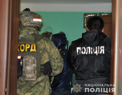 В Черновицкой области полиция ликвидировала крупную банду, которая развернула в регионе масштабную наркоторговлю.