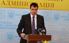 На председателя Сумской областной государственной администрации Николая Клочко завели три уголовных дела.