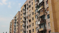 «Местные власти» «Луганской народной республики» составляют списки пустующих квартир и разрабатывают механизм легитимизации рейдерского захвата этой жилплощади.