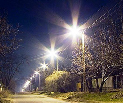 Благодаря перераспределению бюджета 2016 года в Арбузинском, Вознесенском, Николаевском, Витовском и Новоодесском районах реконструируют линии наружного освещения.