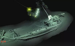 В Черном море обнаружили 23-метровый утонувший корабль. Археологи относят его к Древней Греции и утверждают, что он  самый древний корабль, не поврежденный кораблекрушением.