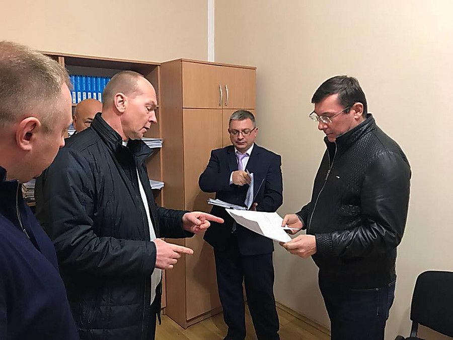 Игровые автоматы закарпаття казино онлайн игра больше меньше