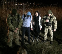 Пограничники задержали молодую пару, которая незаконно пересекла границу из Польши в Украину, чтобы совместно отпраздновать День святого Валентина.