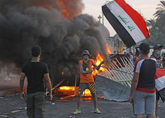 В пятницу, 25 октября, по меньшей мере 40 протестующих были убиты и более 2 тысяч получили ранения в Ираке во время протестов, которые проходят по всей стране.