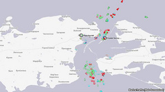 В Керченском проливе и Азовском море 25 апреля наблюдается большое скопление судов, ожидающих прохождения через Керченский пролив.