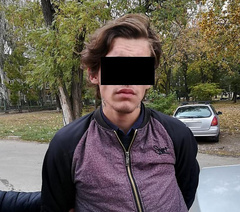 В Николаеве в микрорайоне Кульбакино 9 октября полиция задержала 20-летнего парня, который пытался продать 40 патронов калибра 7,62 мм.