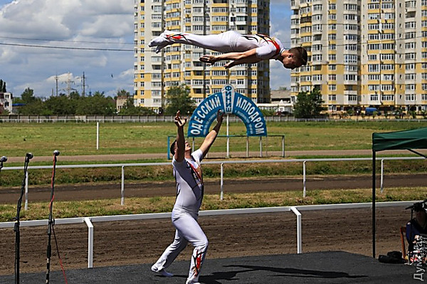 На одесском ипподроме открыли скаковой сезон