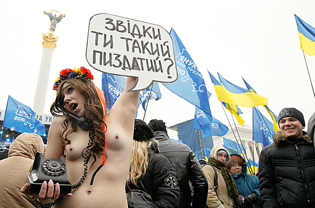обоссанные девушки украины девушки сосут