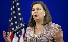 Помощник государственного секретаря США по вопросам Европы и Евразии Виктория Нуланд считает, что военная помощь США помогла Украине остановить наступление боевиков на Донбассе