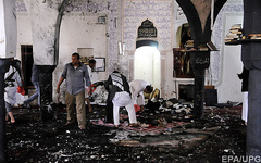 По меньшей мере 126 человек погибли, когда четыре террориста-смертника подорвали себя в двух мечетях в йеменской столице Сане во время молитвы