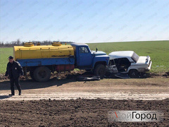 В понедельник, 3 апреля, в Березнеговатском районе Николаевской области произошло дорожно-транспортное происшествие с участием молоковоза «ГАЗ» и легковушки «Жигули»