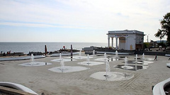 В Одессе прокуратура добилась отмены незаконного права собственности предприятия на комплекс фонтанов набережной пляжа Ланжерон.