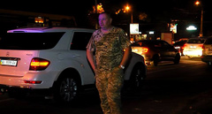 Активисты Автомайдана Одессы за попытку сбить человека и вождение в нетрезвом виде остановили и задержали до приезда полиции двух военных.
