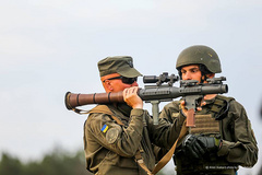 Национальная гвардия приняла на вооружение 500 ручных противотанковых гранатометов RSRL-1 производства США.