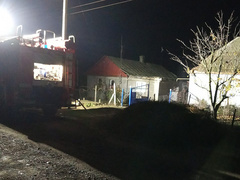 В Очаковском районе Николаевской области вечером 8 ноября возник пожар в летней кухне и была угроза распространения огня на жилой дом.