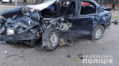 В Николаеве в ночь на субботу, 7 декабря, столкнулись «Dаewoo Lanos» и «Lexus».