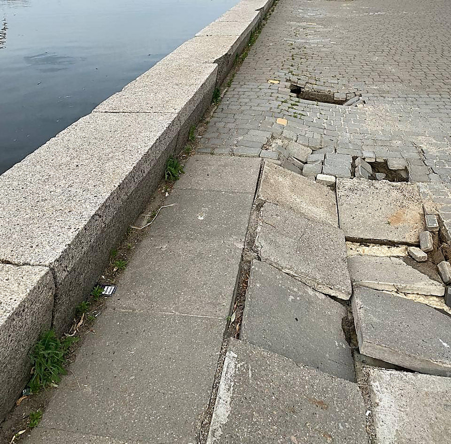 Николаевцев просят не выходить на берег из-за опасности обвалов – это ...