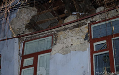 В пятницу, 2 января, в Николаеве под тяжестью навалившегося снега около 1600 обвалилась крыша дома по ул.Потемкинской, 59