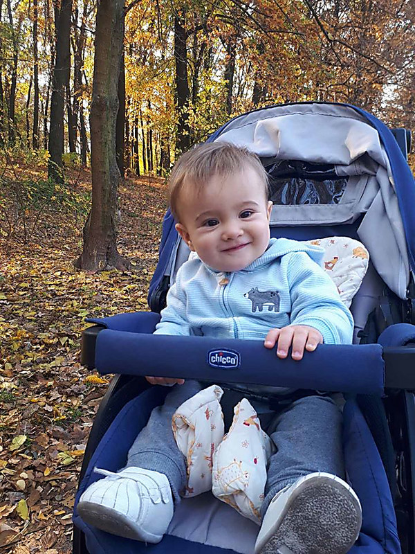 Маленькому сыну киевского патрульного срочно нужна пересадка костного ...