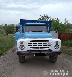 В Николаеве участковые офицеры полиции составили административный протокол на водителя грузовика «Зил», который выгрузил строительный мусор в неустановленном для этого месте.